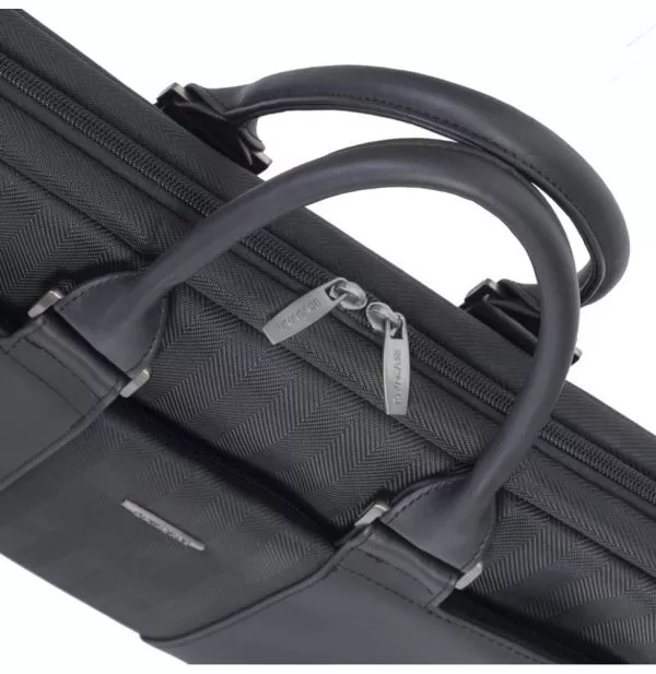 Sacoche Rivacase noire Narita 8135 pour ordinateurs portables 15,6" (8135 Black)