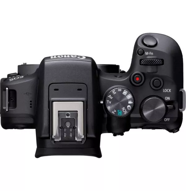 Appareil photo hybride Canon EOS R10 + objectif RF-S 18-45mm F4.5-6.3 IS STM (5331C010AA)