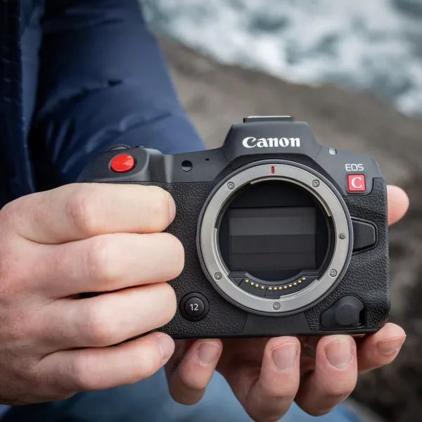 Appareil photo hybride Canon EOS R5 C Caméra Cinema EOS boîtier nu (5077C003AA)