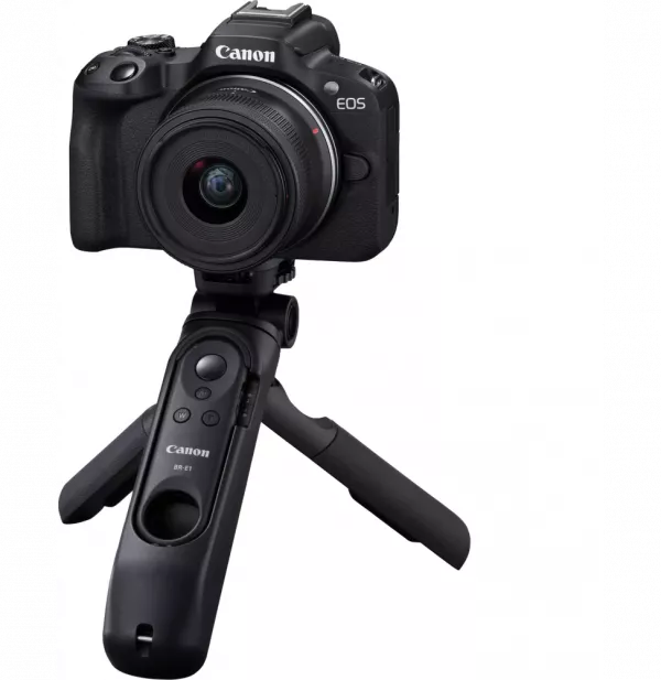 Appareil photo hybride Canon EOS R50 + objectif RF-S 18-45mm F4.5-6.3 IS STM - Kit pour vlogueur (5811C035AA)