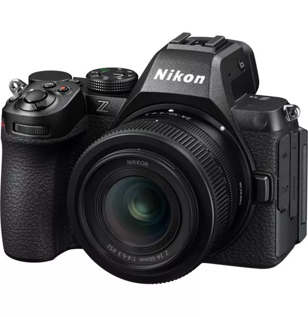 Appareil photo hybride Nikon Z5II + Objectif Nikkor Z 24-50mm f/4-6.3 (4960759920355)