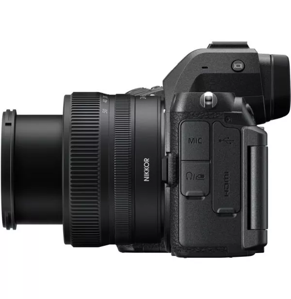 Appareil photo hybride Nikon Z5II + Objectif Nikkor Z 24-50mm f/4-6.3 (4960759920355)