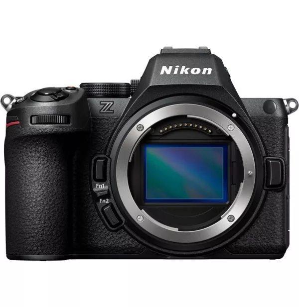 Appareil photo hybride Nikon Z5II + Objectif Nikkor Z 24-50mm f/4-6.3 (4960759920355)