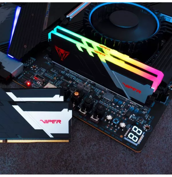 Barrette mémoire Patriot Viper Venom RGB 16GB U-DIMM DDR5 6000 MHz CL30 - Pc Bureau (PVVR516G60C30)