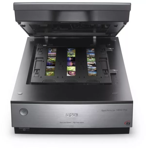 Scanner Epson Perfection V850 Pro pour numérisation de photos et de films (B11B224401)