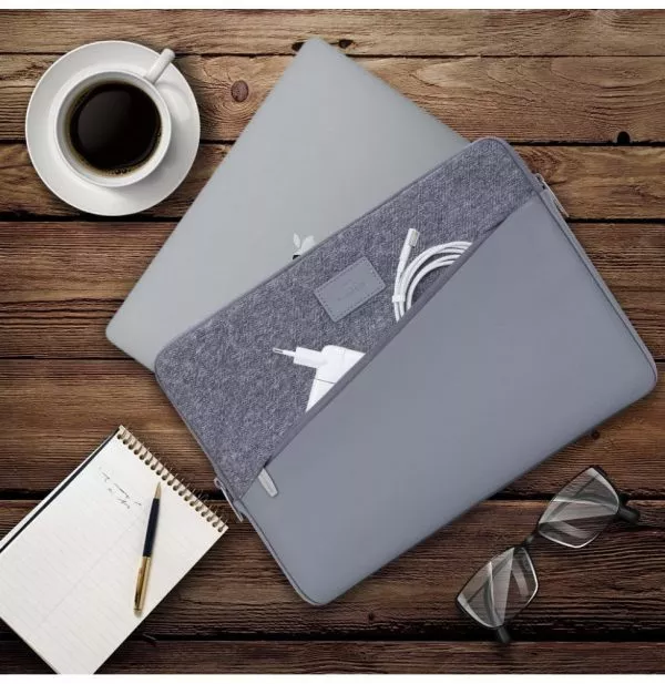pochette-rivacase-7903-pour-macbook-pro-13-3-4 Pochette Rivacase 7903 pour MacBook Pro 13,3"