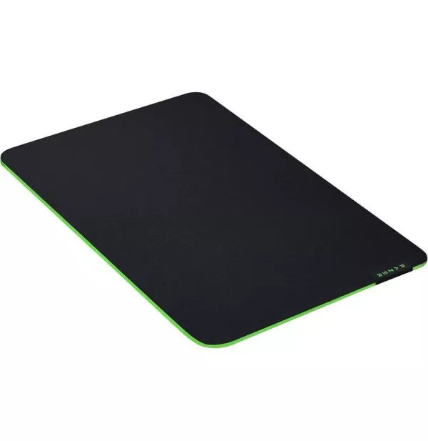 tapis-de-souris-gaming-razer-gigantus-v2-format-medium-360-x-270-x-3-mm-3 Tapis de souris gaming Razer Gigantus v2 - format Medium (360 x 270 x 3 mm)