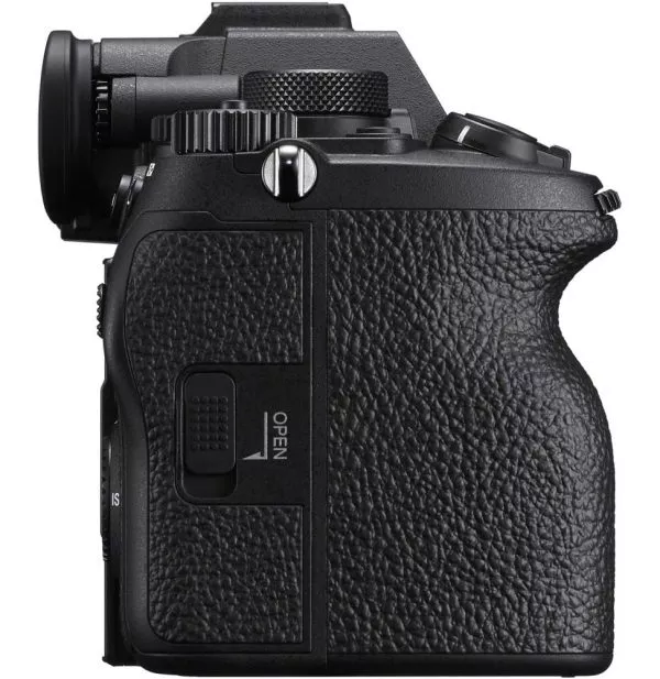 Appareil photo hybride Sony Alpha 7R V boîtier nu (ILCE-7RM5)