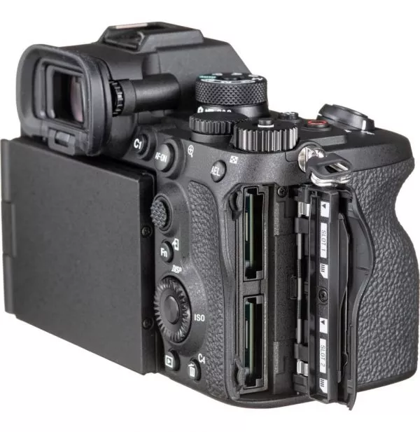 Appareil photo hybride Sony Alpha 7R V boîtier nu (ILCE-7RM5)