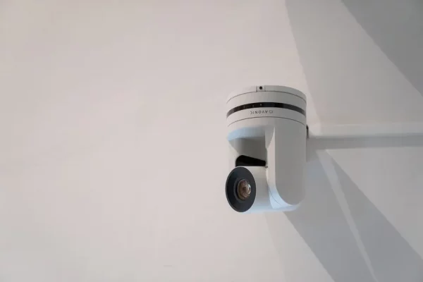 Caméra de surveillance Avonic CM93 4K60 PTZ 30x Zoom - Blanc (AV-CM93-IP-W)