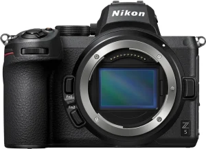 Appareil photo hybride Nikon Z5 Boîtier Nu (VOA040BM)