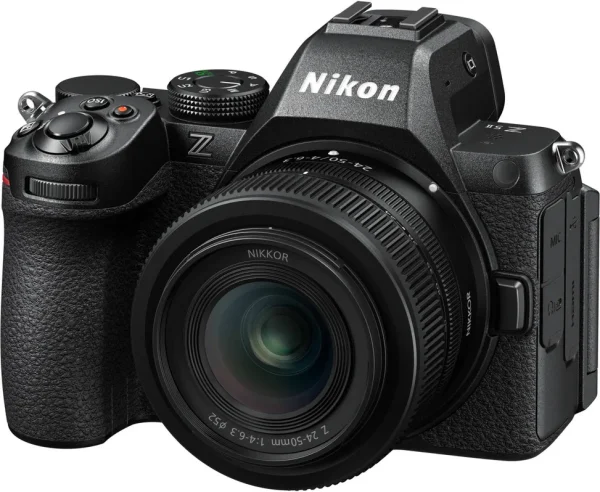Appareil photo hybride Nikon Z5II + Objectif Nikkor Z 24-50mm f/4-6.3 (4960759920355)
